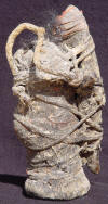 Ftiche africain - Figurine en terre cuite vue de dos - Tanzanie