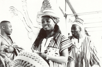 De l'artisanat du Ghana present  la journe des 5 continents