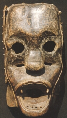Masque Africain du Nord Kivu (Congo - RDC - ex Zare) representant vraissemblablement un gorille