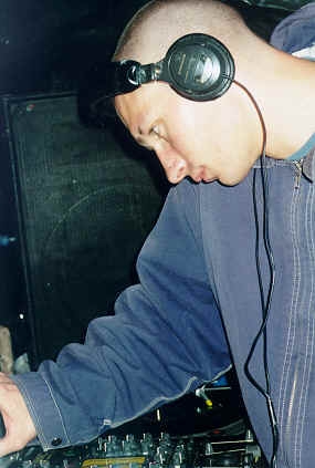 Dj St Paul Magicien de l' In Fusion Party